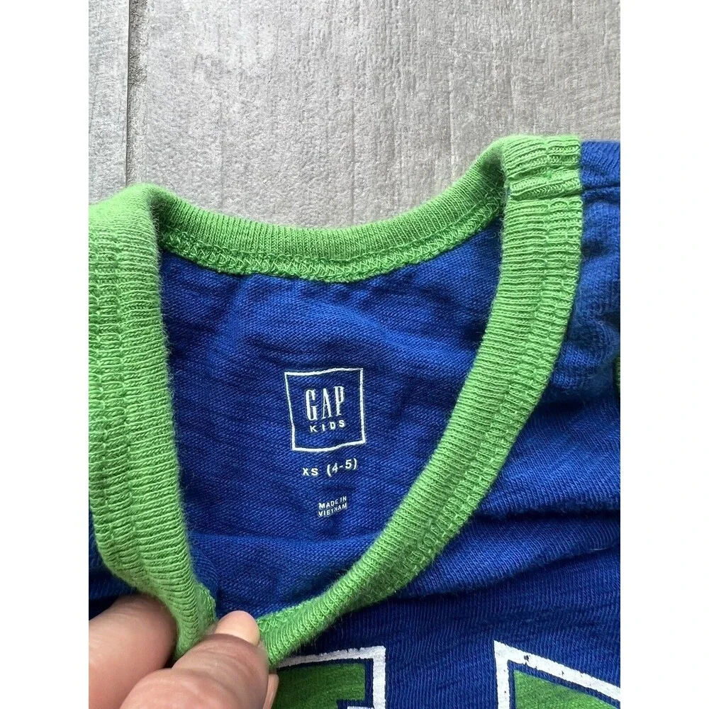 Gap Kids Boy Toddler Graphic Print Tank Top Shirt Set Lot of 4 Sleeveless XS 4-5